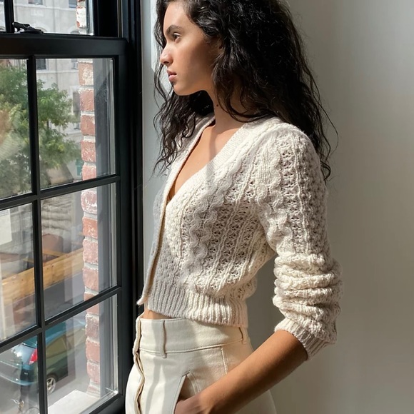 Aritzia Wilfred Free Adley Cropped Cardigan Sweater - Picture 3 of 7